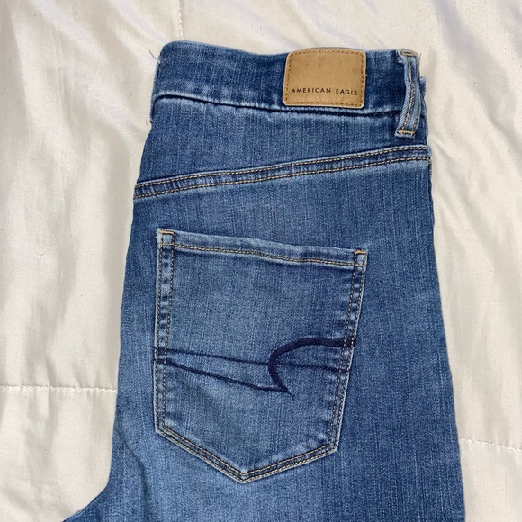 American Eagle Curvy Hi-Rise Jegging - Picture 2 of 3